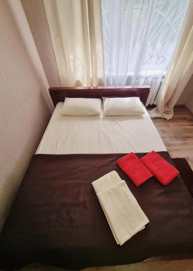 2-Кімнатна Квартира У Центрі На Олександра Поля, Шпиталь, 16Лікарня Ντνιπροπετρόφσκ Εξωτερικό φωτογραφία